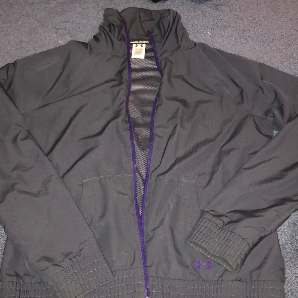 Under armour windbreaker